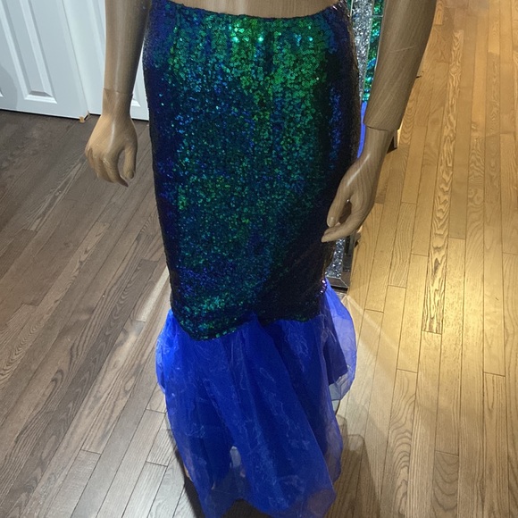 The little mermaid 🧜🏼‍♀️ costume - Picture 4 of 4